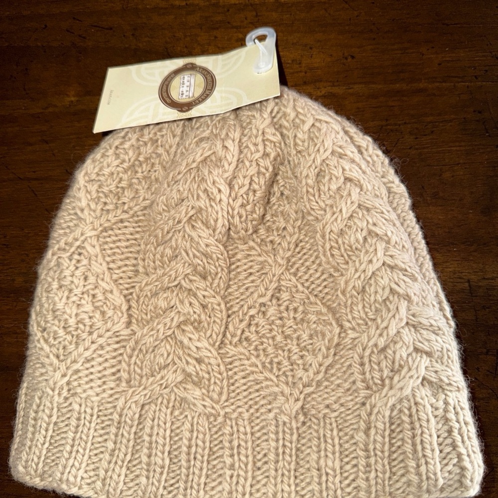 Aran Sweater Market Women's Irish Aran Wool Poly Lined Beanie Cap Beige NWT
